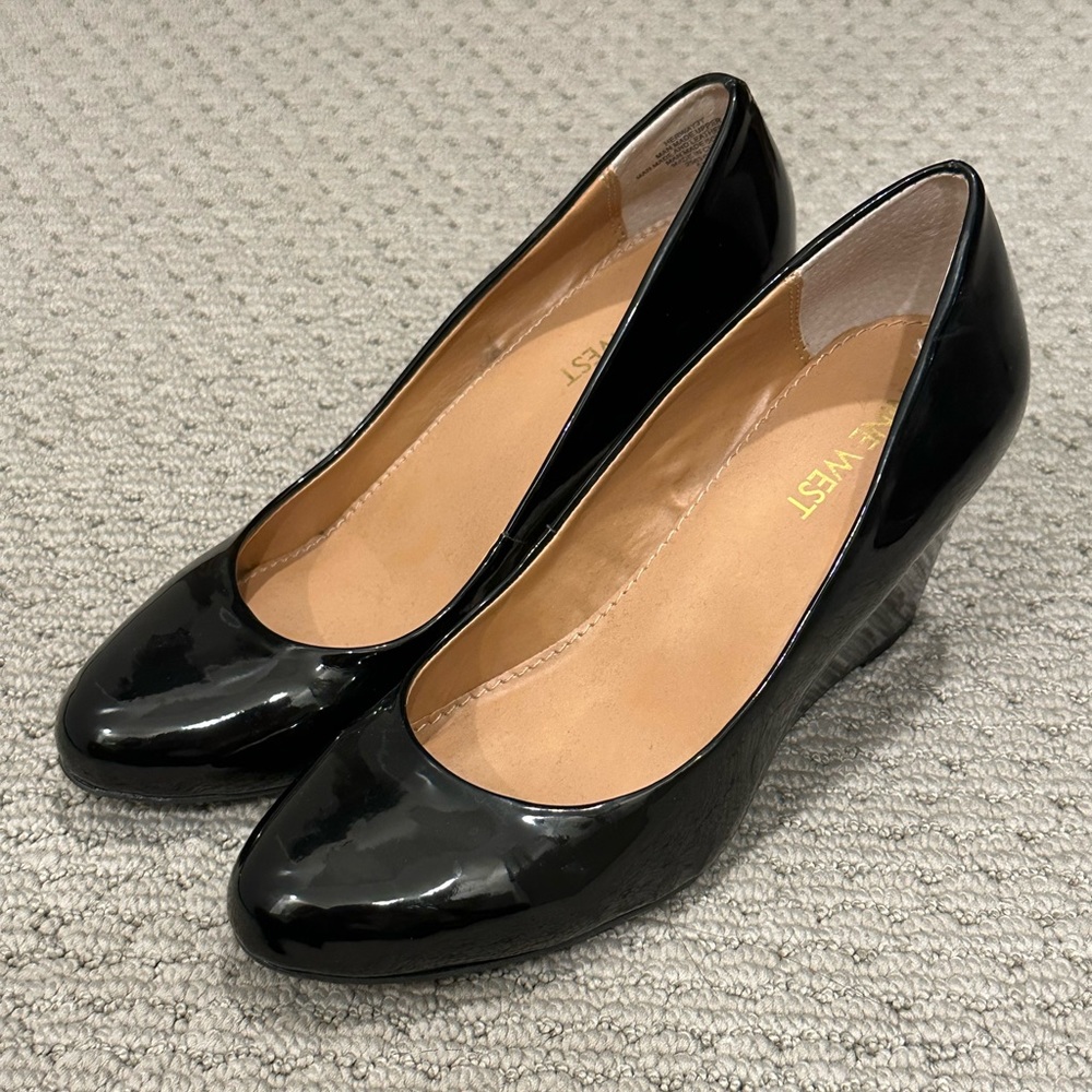 Nine West Herway Black Patent Wedge